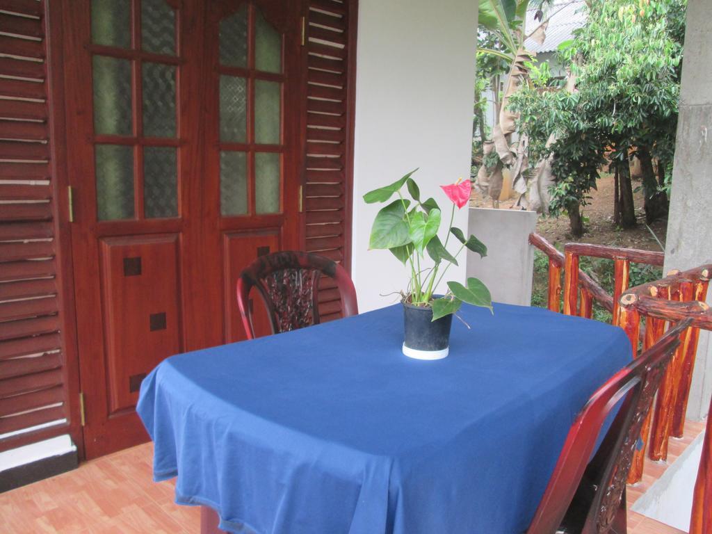 Ranga Villa Хиккадува Экстерьер фото