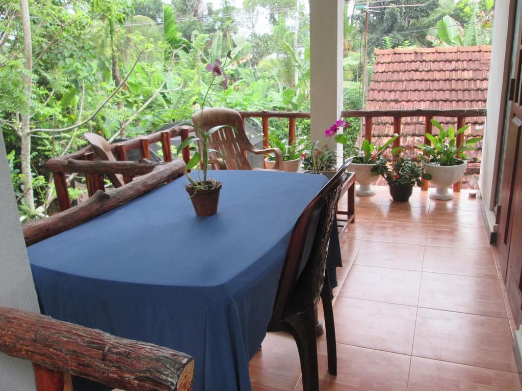 Ranga Villa Хиккадува Экстерьер фото