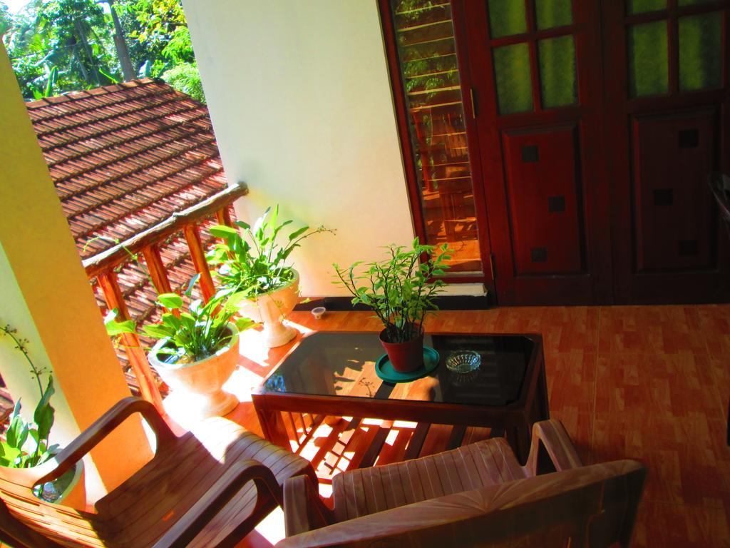 Ranga Villa Хиккадува Экстерьер фото
