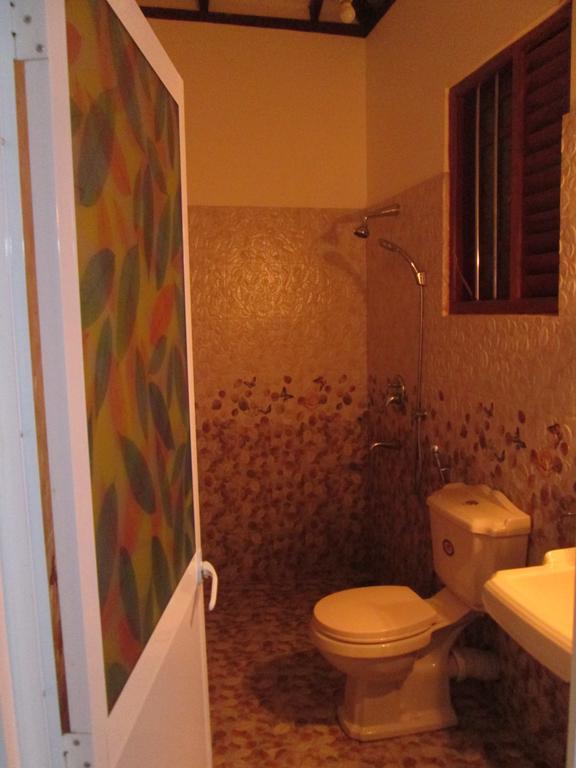 Ranga Villa Хиккадува Экстерьер фото