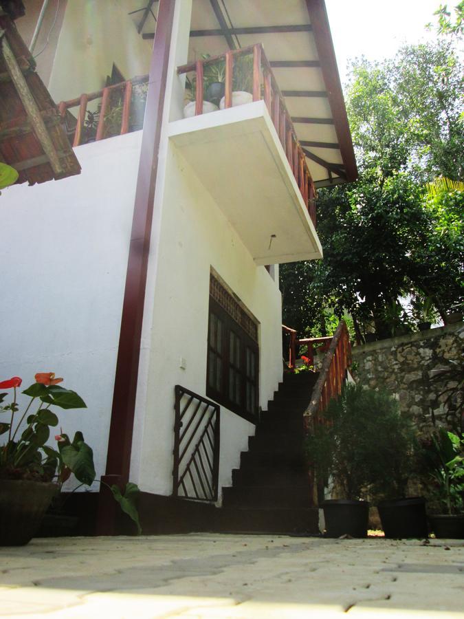 Ranga Villa Хиккадува Экстерьер фото